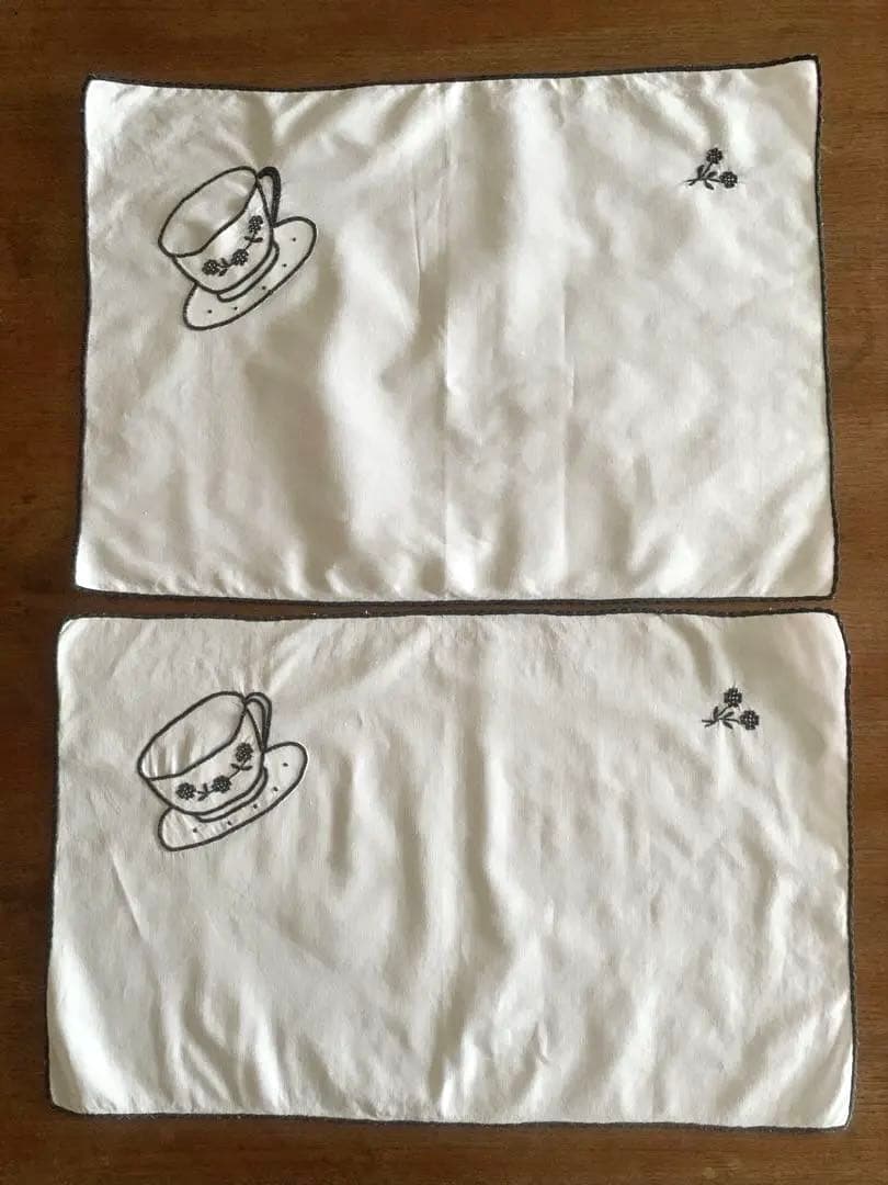 東欧ヴィンテージ⭐︎刺繍入り テーブルクロス