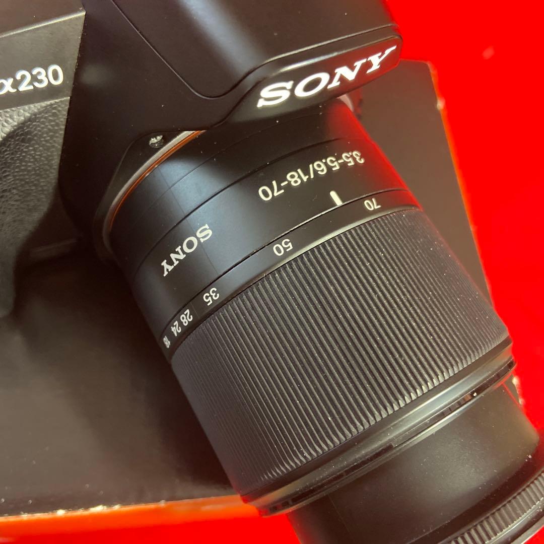 SONY α230 デジタル一眼レフカメラ 本体とレンズ