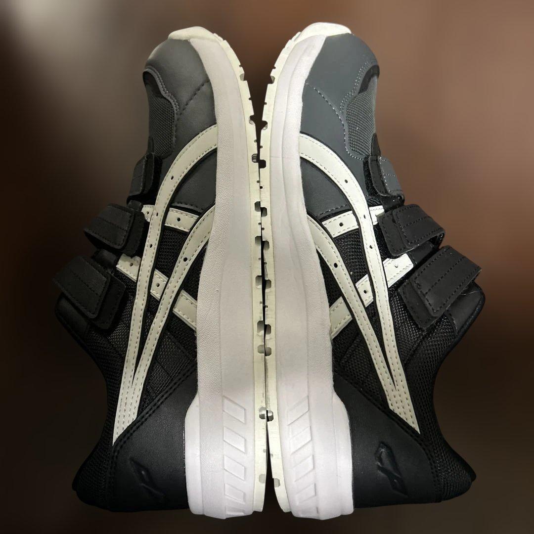 asics アシックス　安全靴　ウインジョブ　CP205 美品　28cm