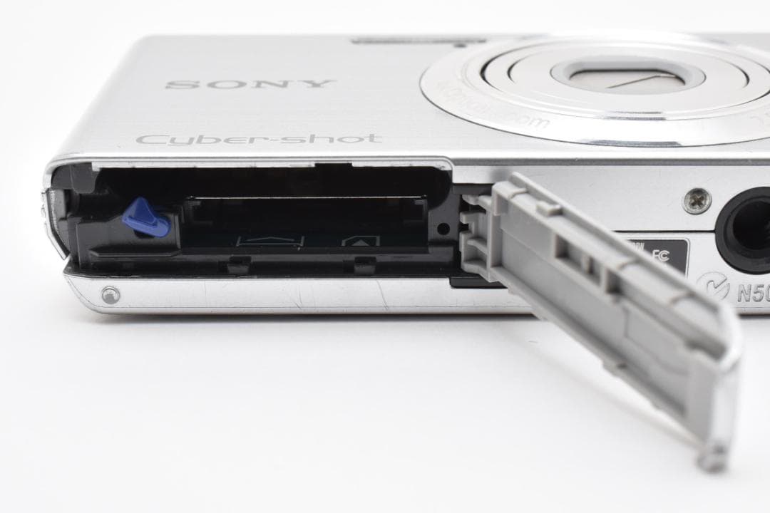 ■美品■ ソニー　SONY Cyber-shot DSC-W610 【シルバー】