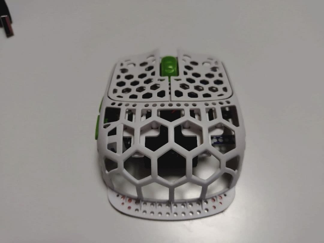 G-Wolves Ferir Pro ホワイト