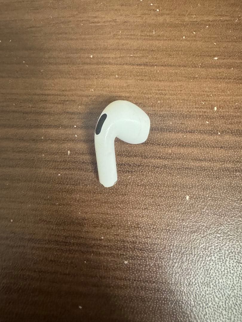 AirPods第四世代　右　R