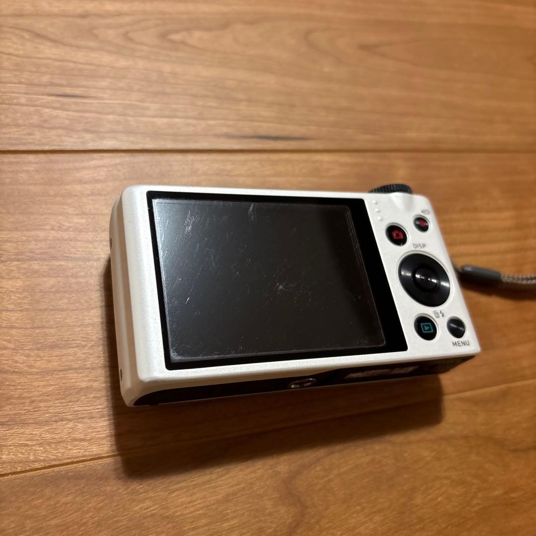 【CASIO EXILIM EX-ZR300 ホワイト】