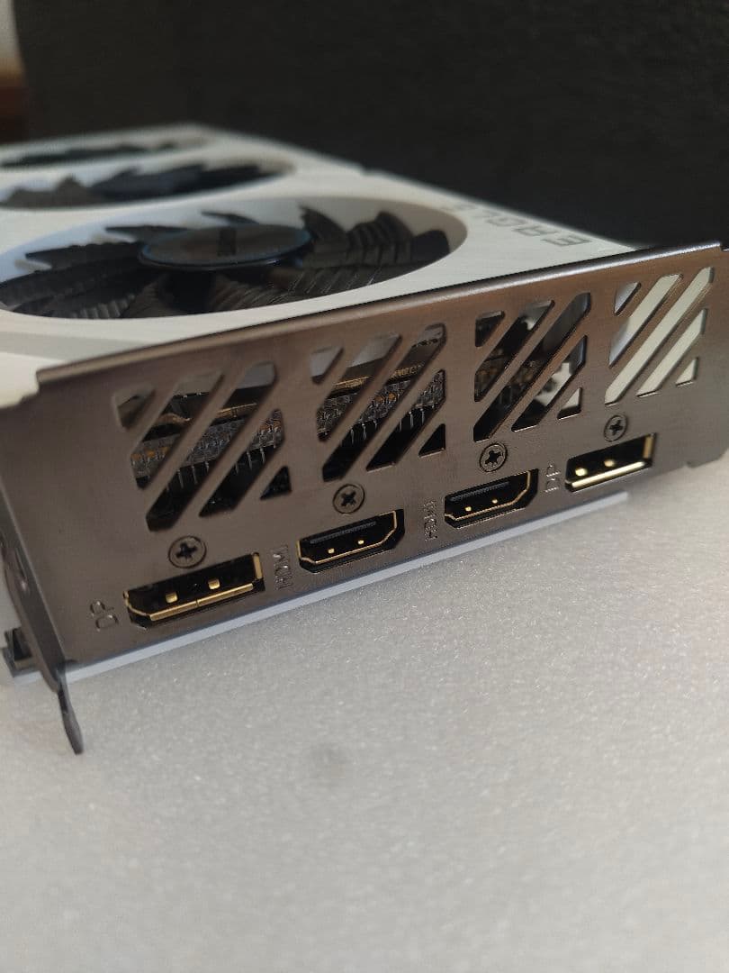 グラフィックボード・グラボ・ビデオカード Gigabyte GeForce RTX 4060 EAGLE OC ICE