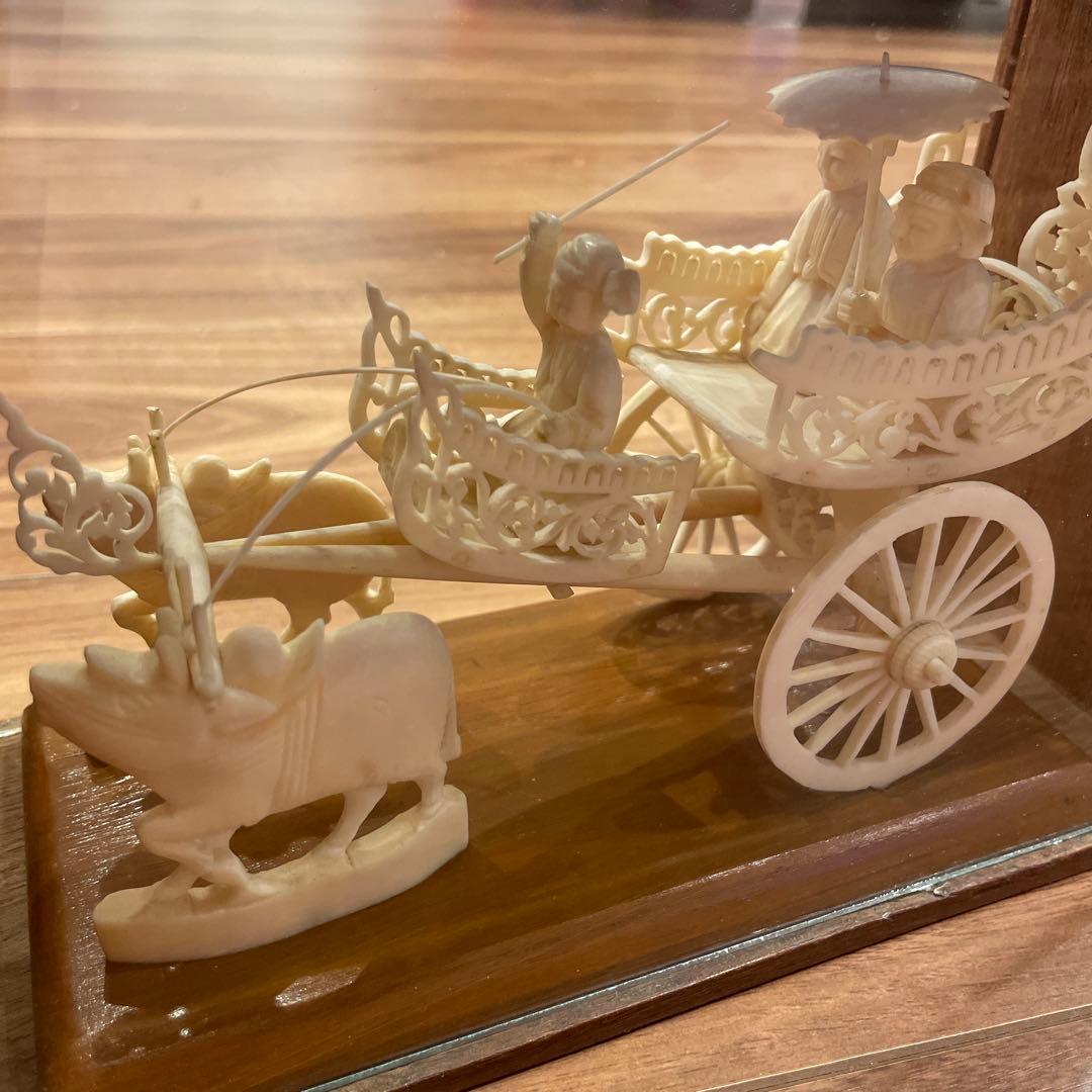 中国 インテリア牛舎 アート