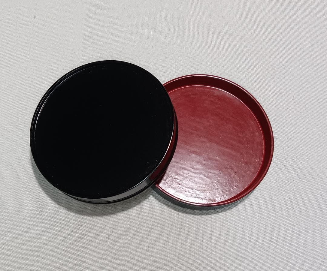 茶道具　京都表派塗師　表阿彌作　一閑黒漆塗（内朱）鳴子蒔絵一文字香合　骨董！！