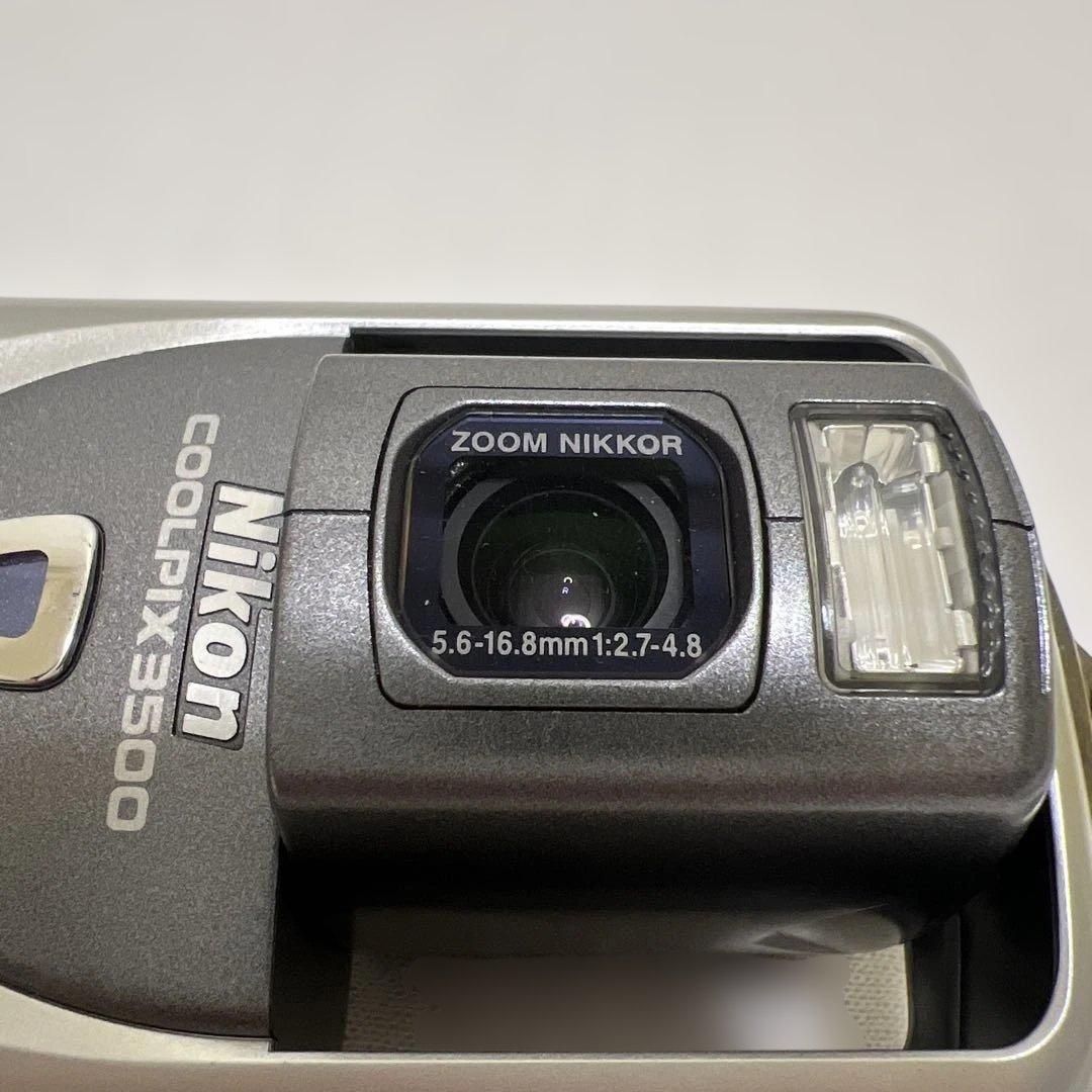 Nikon Coolpix 3500 デジタルカメラ