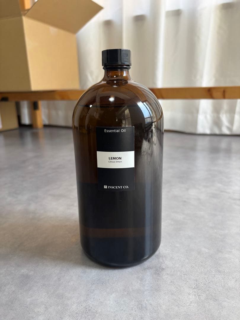 ≪大容量1000ml≫ エッセンシャルオイル　レモン