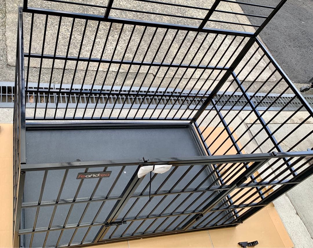 【訳あり】未使用品　大型犬ゲージ　組立簡単幅122x奥行75 x高さ80cm