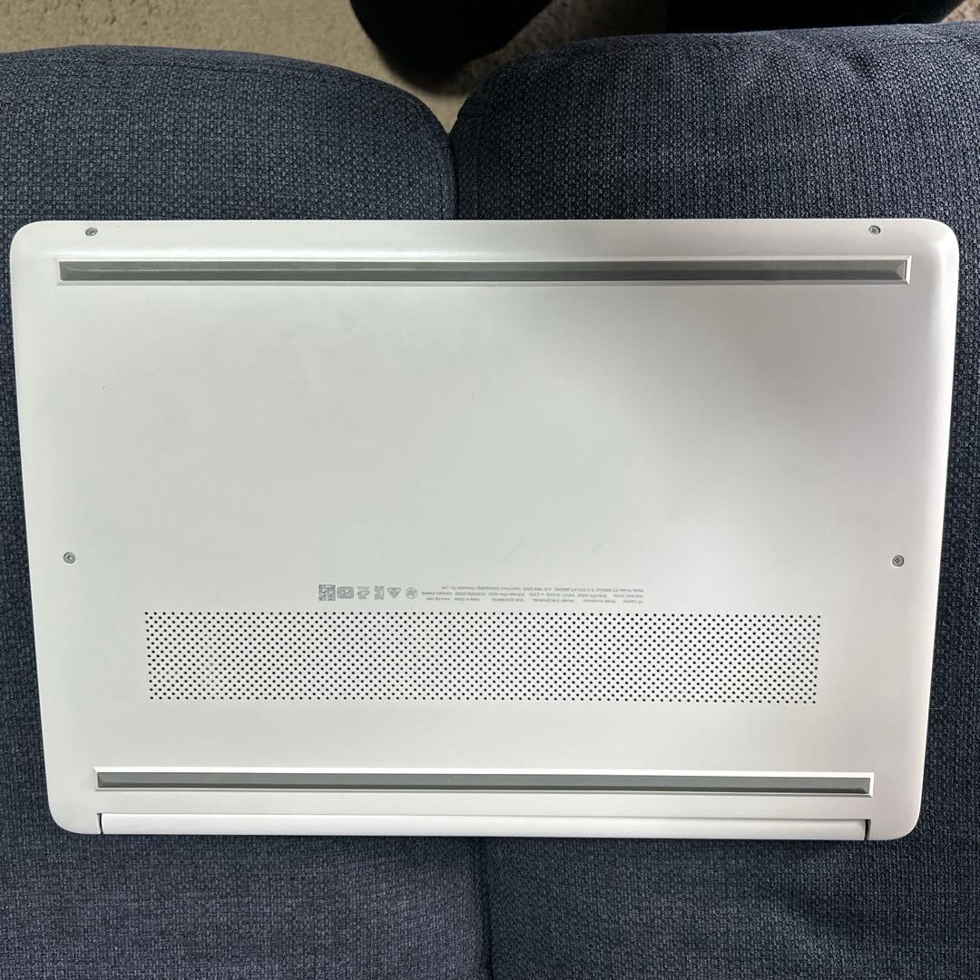 【美品】 HPノートパソコン　14s-fq1034AU