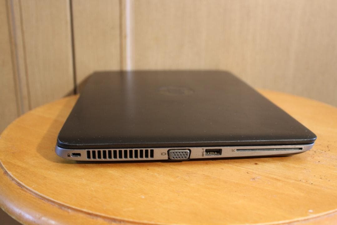 HP 820 Elite Book /Windows 10 Pro/12.5型