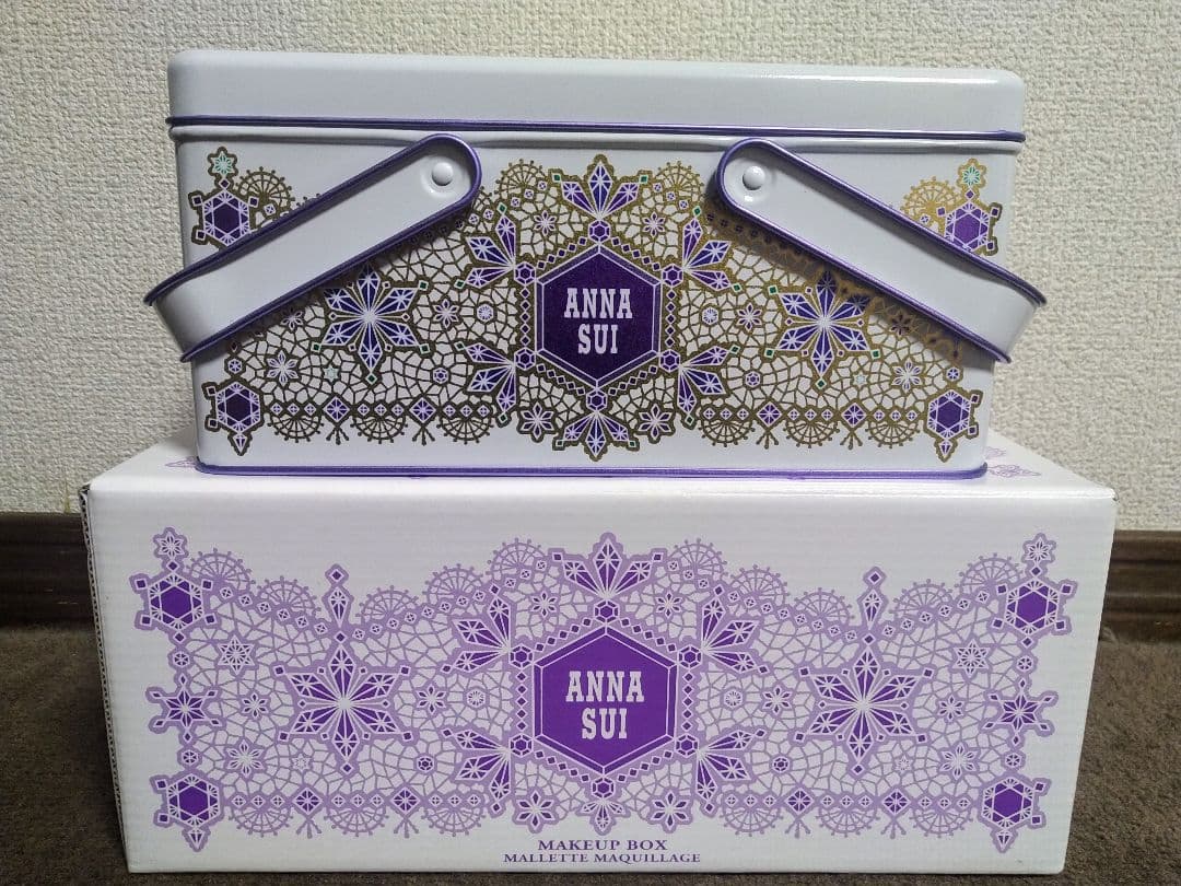 ANNA SUI メイクアップ　ボックス(限定品)・アナスイ缶・アナスイ限定品