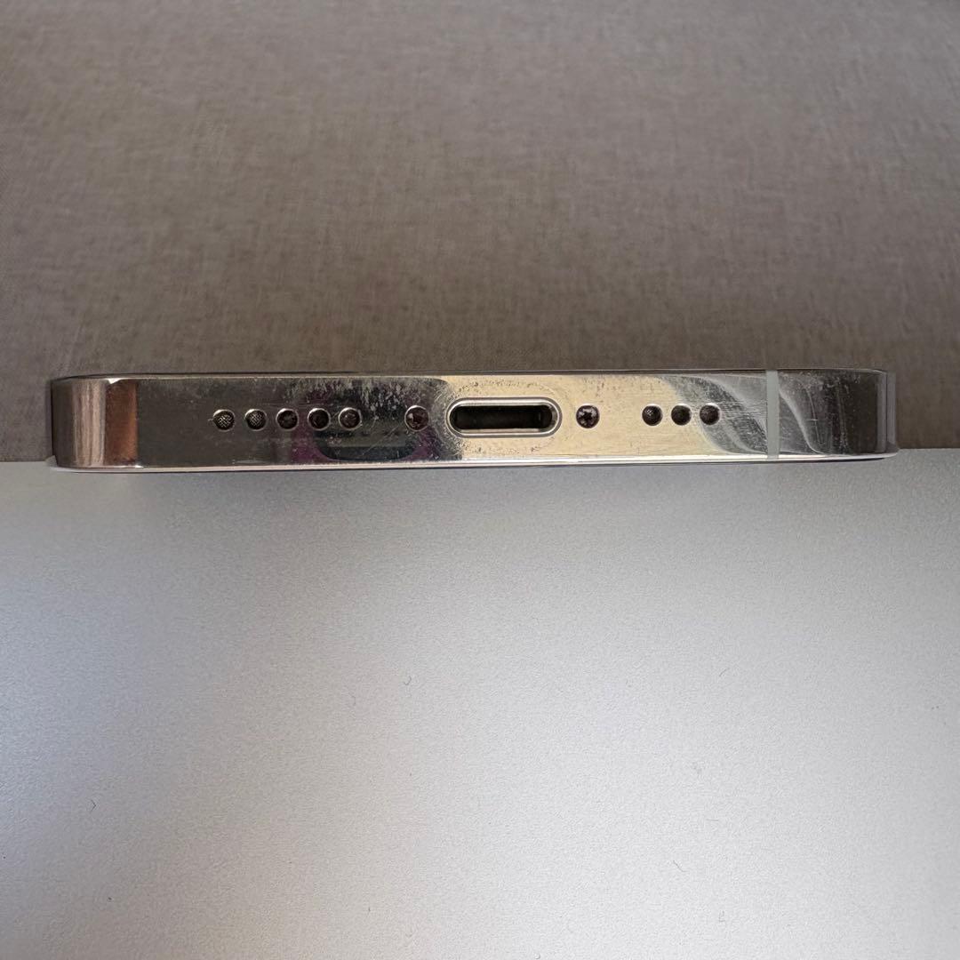 Apple iPhone 12 Pro シルバー 本体 初期化済 【ジャンク品】