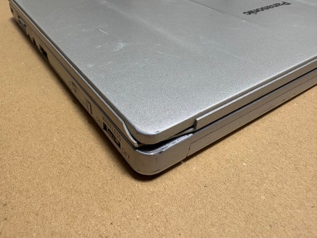 完動品　Panasonic CF-RZ5 小型ノートPC　アダプター付き