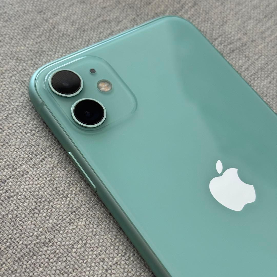 iPhone11 128GB 本体＋箱＋説明書＋ステッカーミントグリーン