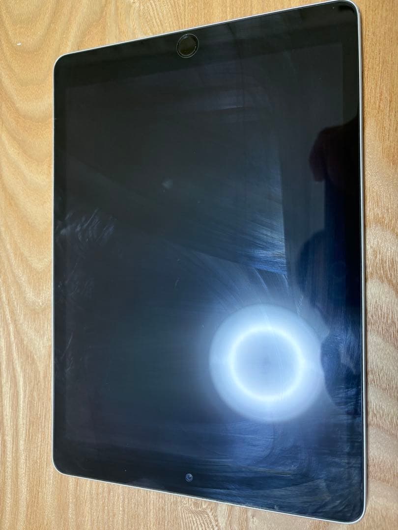 Apple iPad シルバー 本体　第9世代　64G