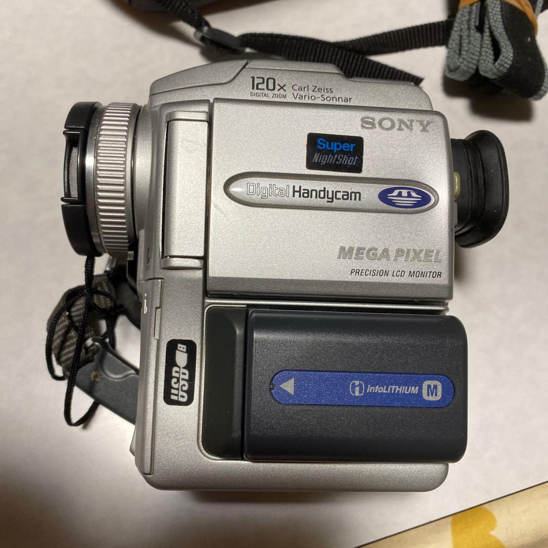 SONY miniDV HANDYCAM DCR-PC110 ③