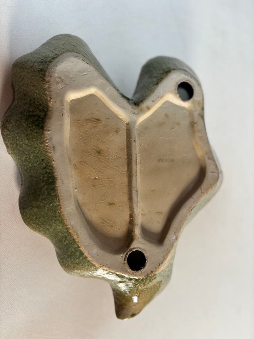 陶器製　カエルの平皿