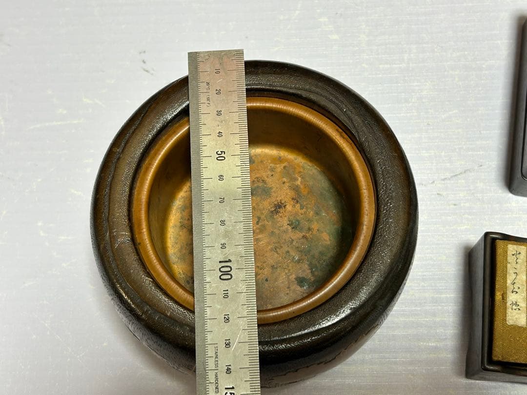 ミニサイズの火鉢まき絵、四角い豆火鉢、小物入れ類