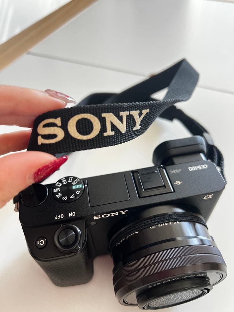 SONY α 6400 ミラーレス一眼カメラ ( English menu )