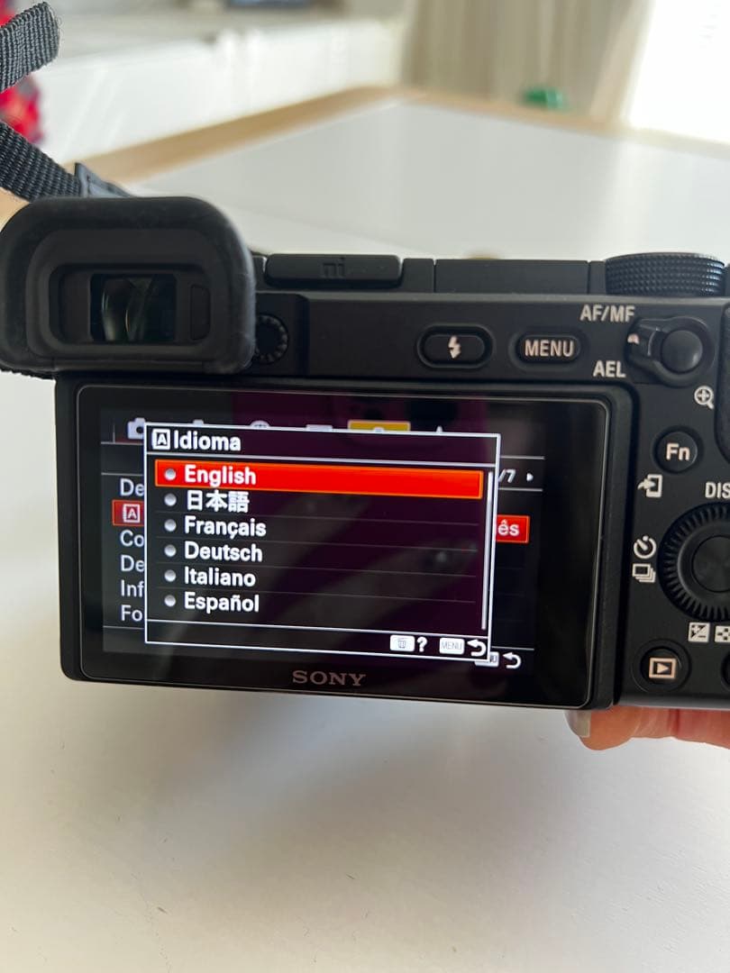 SONY α 6400 ミラーレス一眼カメラ ( English menu )