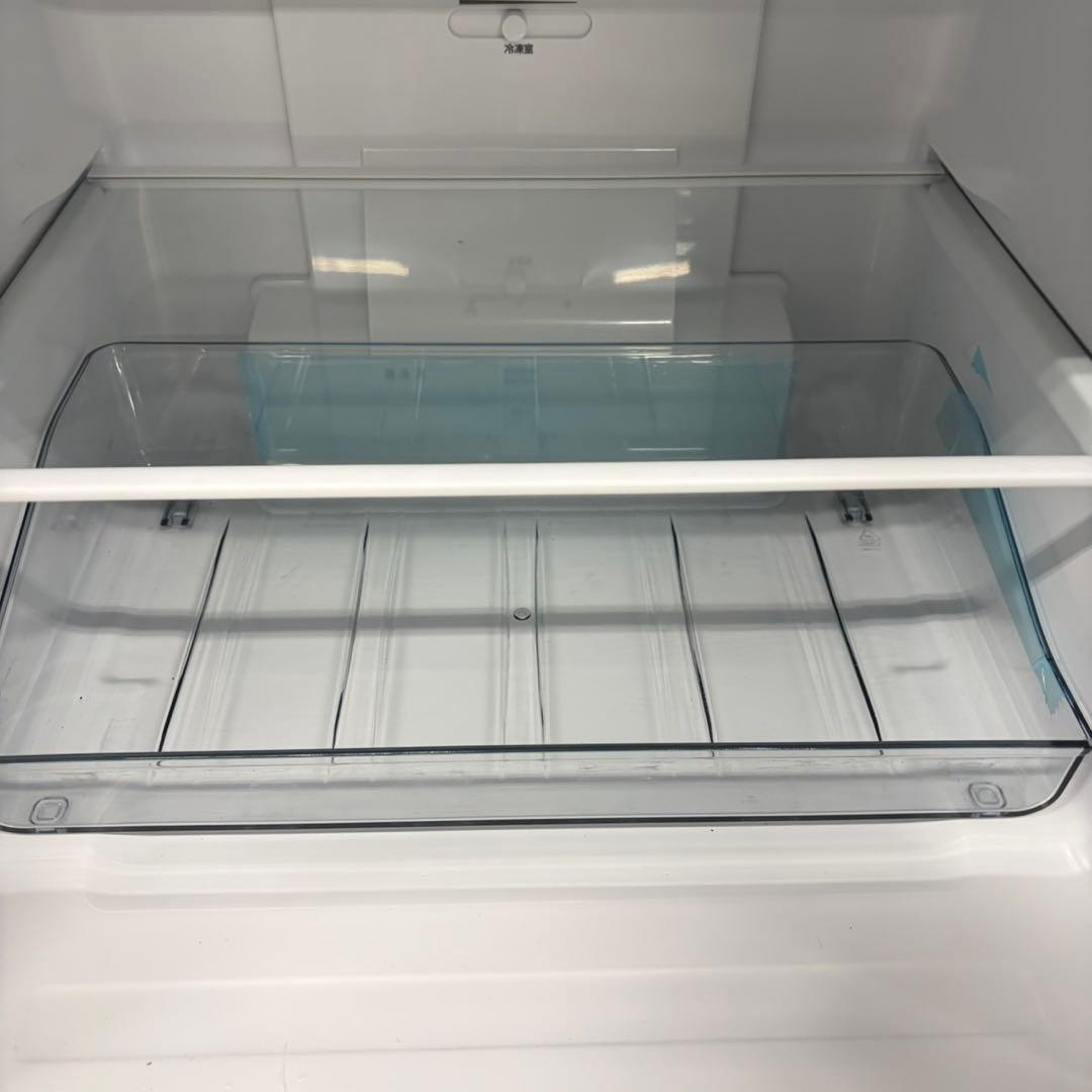 924 鏡面タイプ　単身用冷蔵庫　121L 小型　一人暮らし　右開き　2ドア