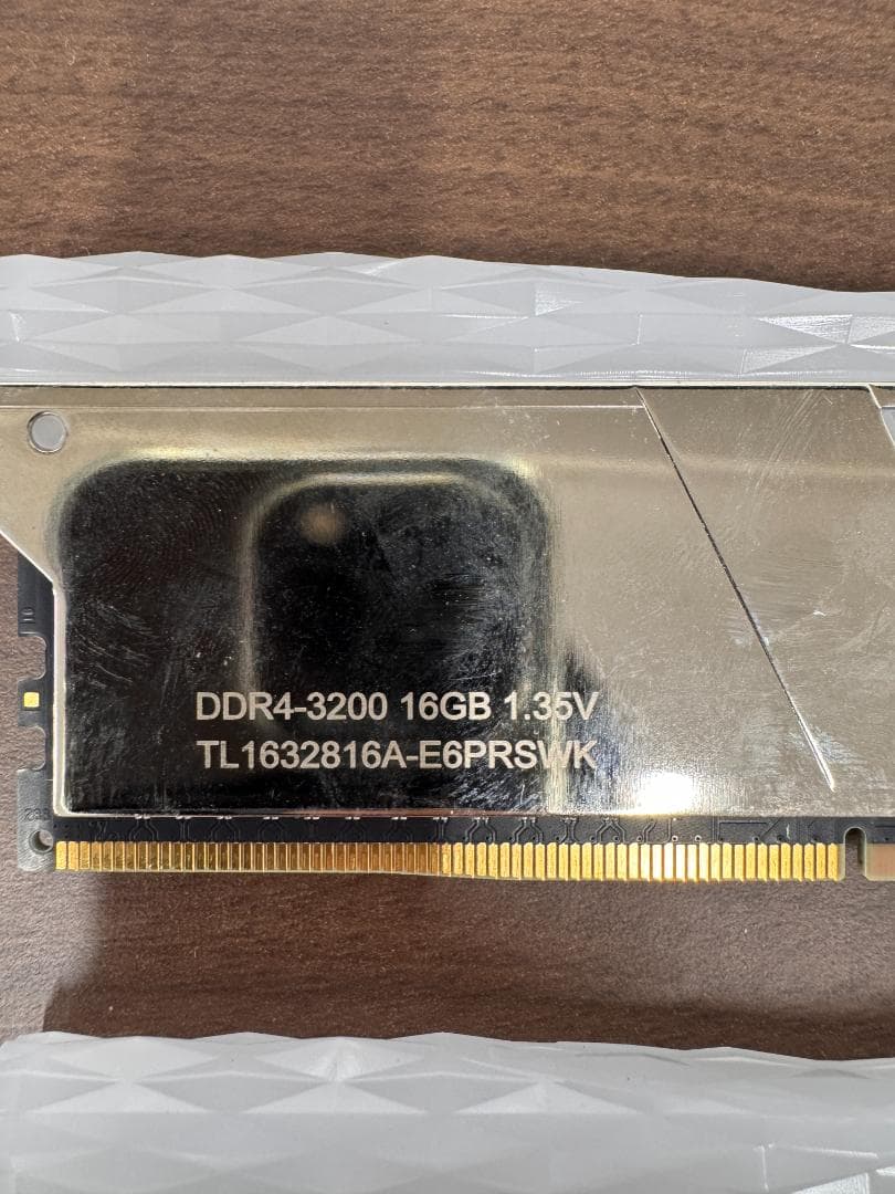 さ*い様 DDR4 3200MHz 16GBメモリ 4枚セット（64GB）ID6