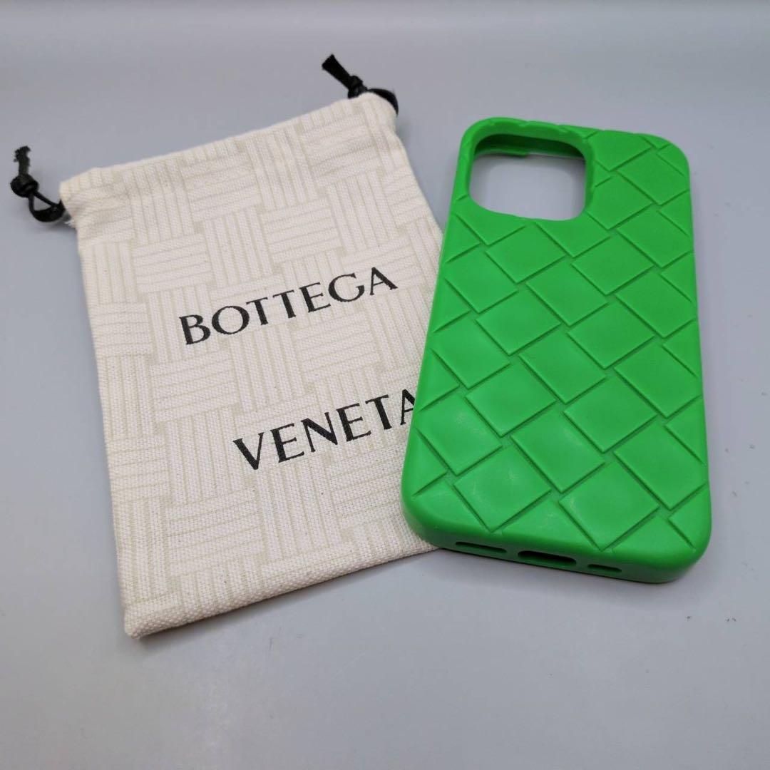 BOTTEGA VENETA グリーン iPhone14proケース☆
