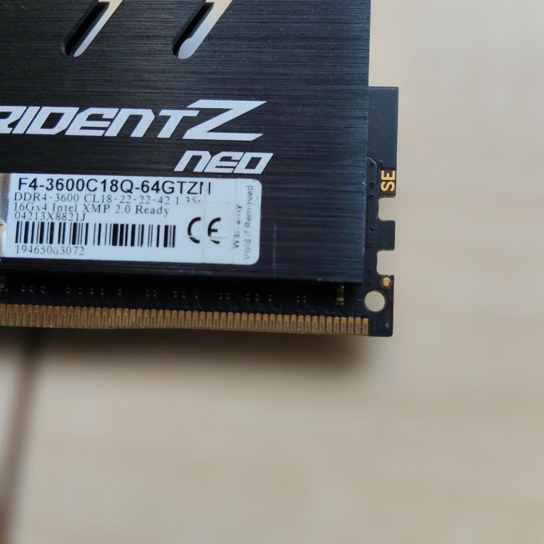 ジャンク品　DDR4 16GB1枚、G.SKILL DDR4-3600 1枚