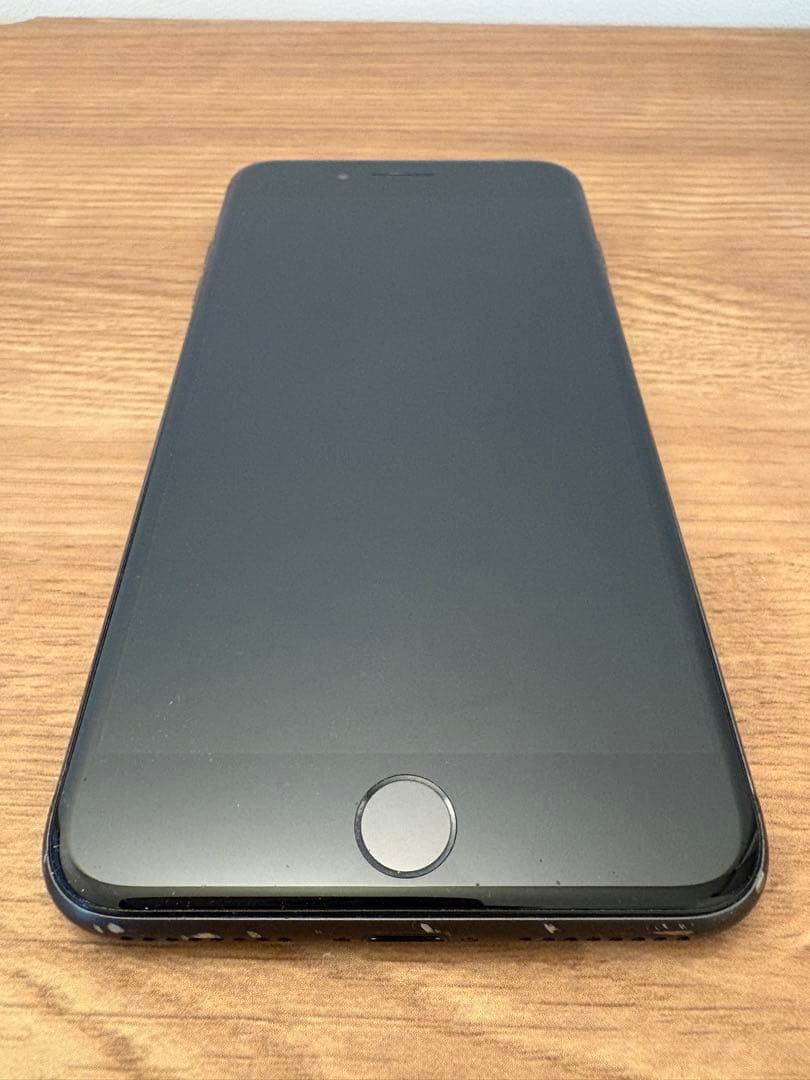 Apple iPhone 8 Plus 64GB スペースグレー
