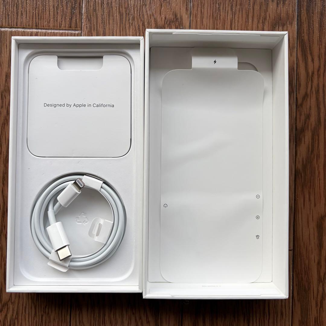 Apple iPhone 13 ホワイト 256GB 87%