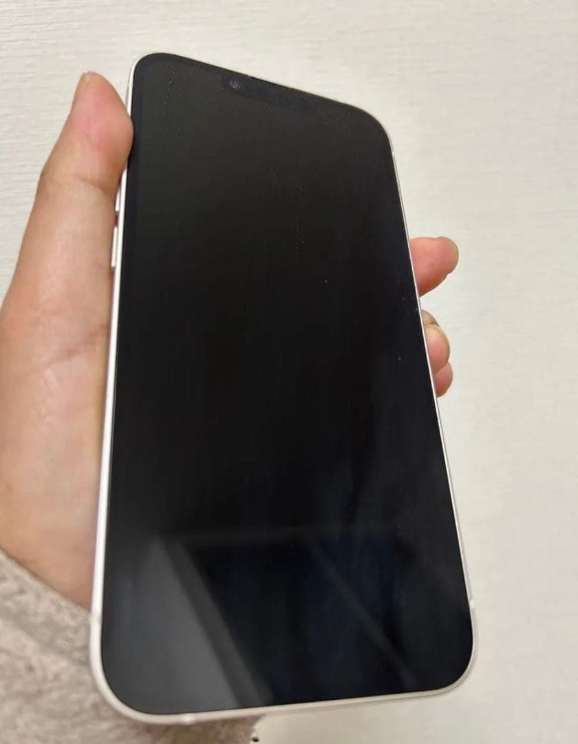 美品Apple iPhone 14 128GB