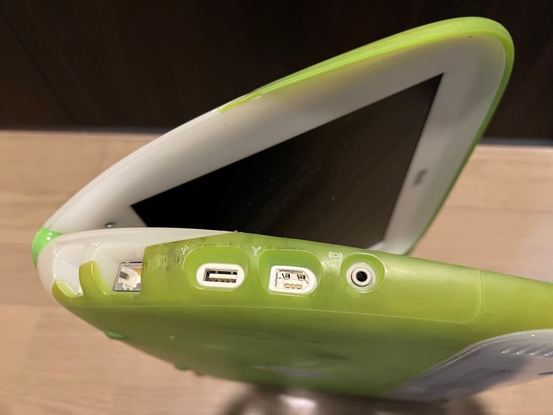 ジャンク、Apple iBook (Mac OS 9.2)
