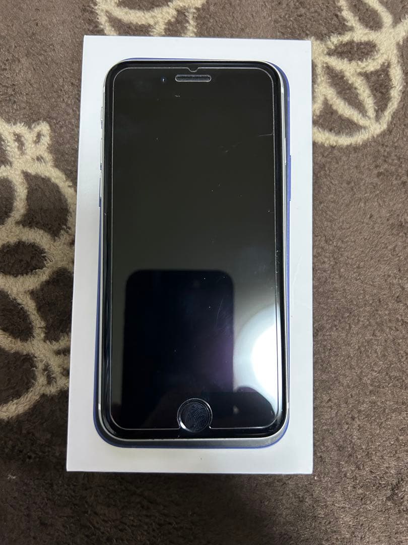 Apple iPhone SE (第2世代) ホワイト