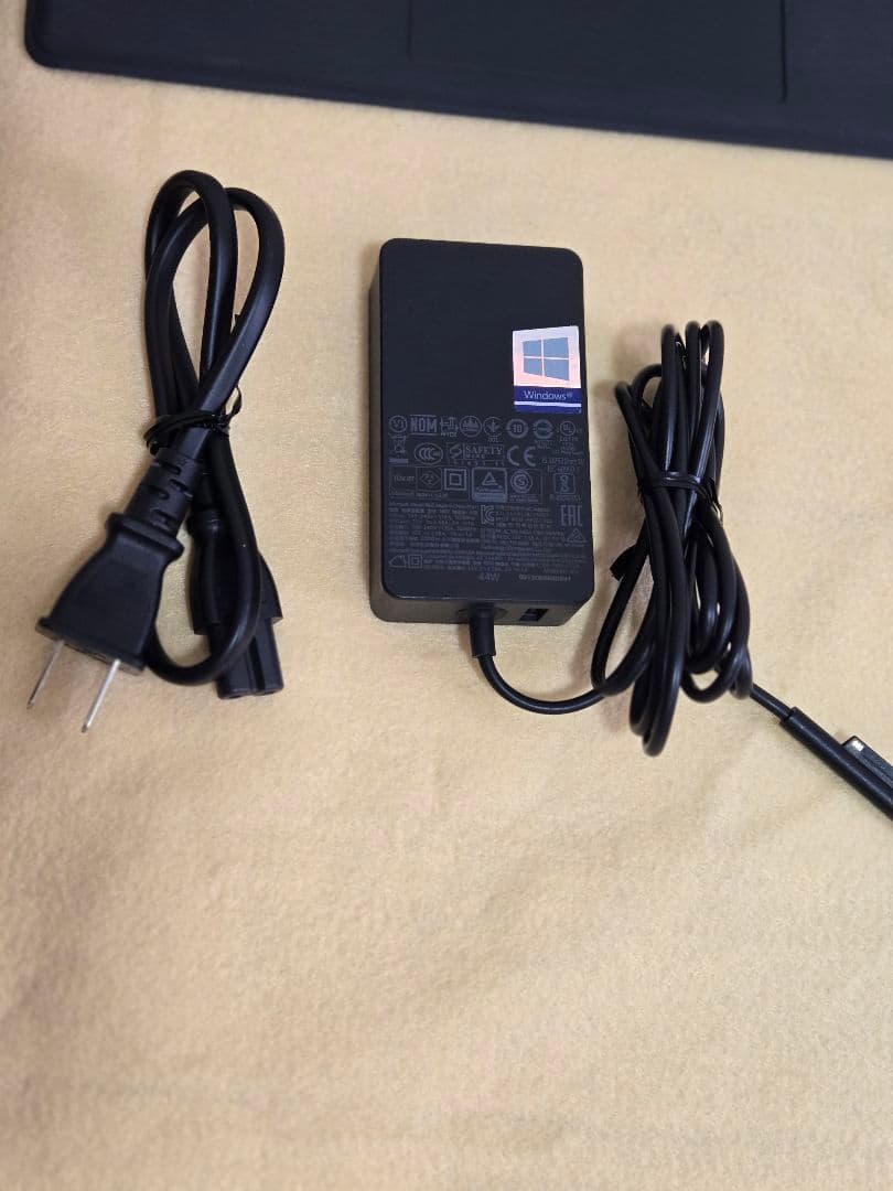 Windowsタブレット本体 Windows11 Microsoft Surface Pro i5-8250u