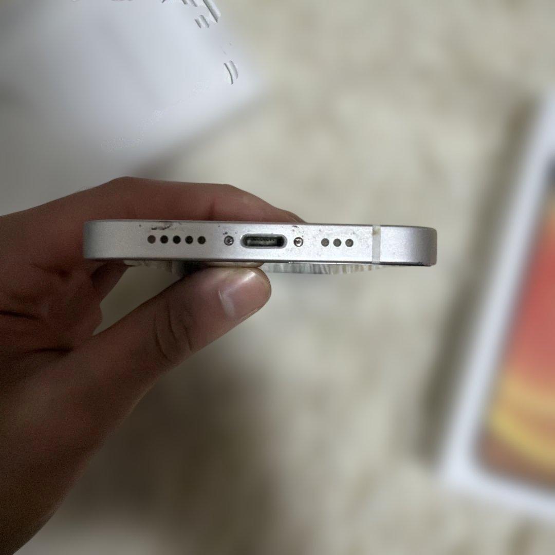 Apple iPhone 12 ホワイト 本体 最終値下げ