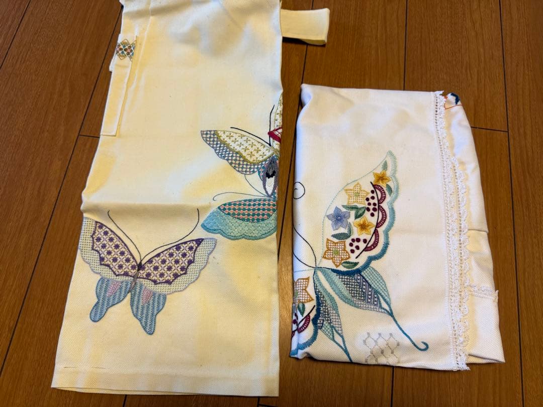 エプロン　モリハナエ風　2枚　蝶々　蝶
