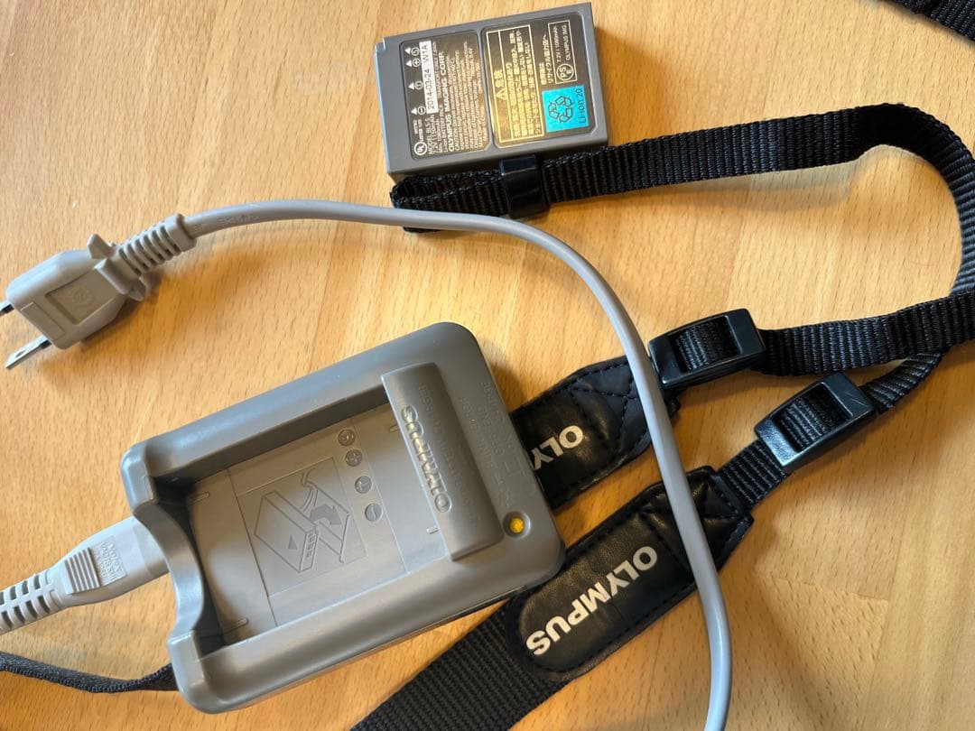 ミラーレス一眼レフカメラ　オリンパス OLYMPUS E-PL6 ブラック