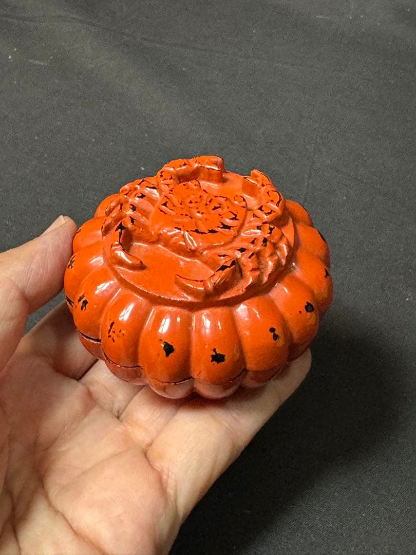 G66 送料無料　菊蟹香合　中村宗悦　漆芸　香道具　茶道具　共箱　共布　香合