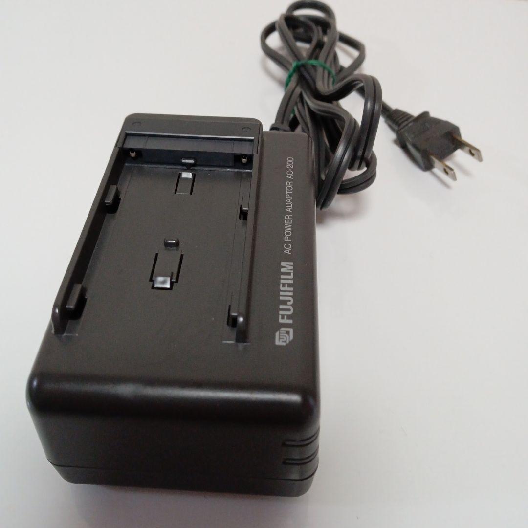 【ジャンク】FUJIFILM Simple-Hi8 ビデオカメラ FS-80MT