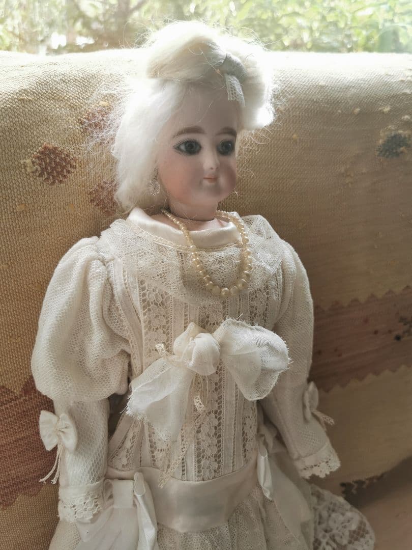 アンティークフランス ジュモー プラチナブロンド美しいビスクドール レースドレス