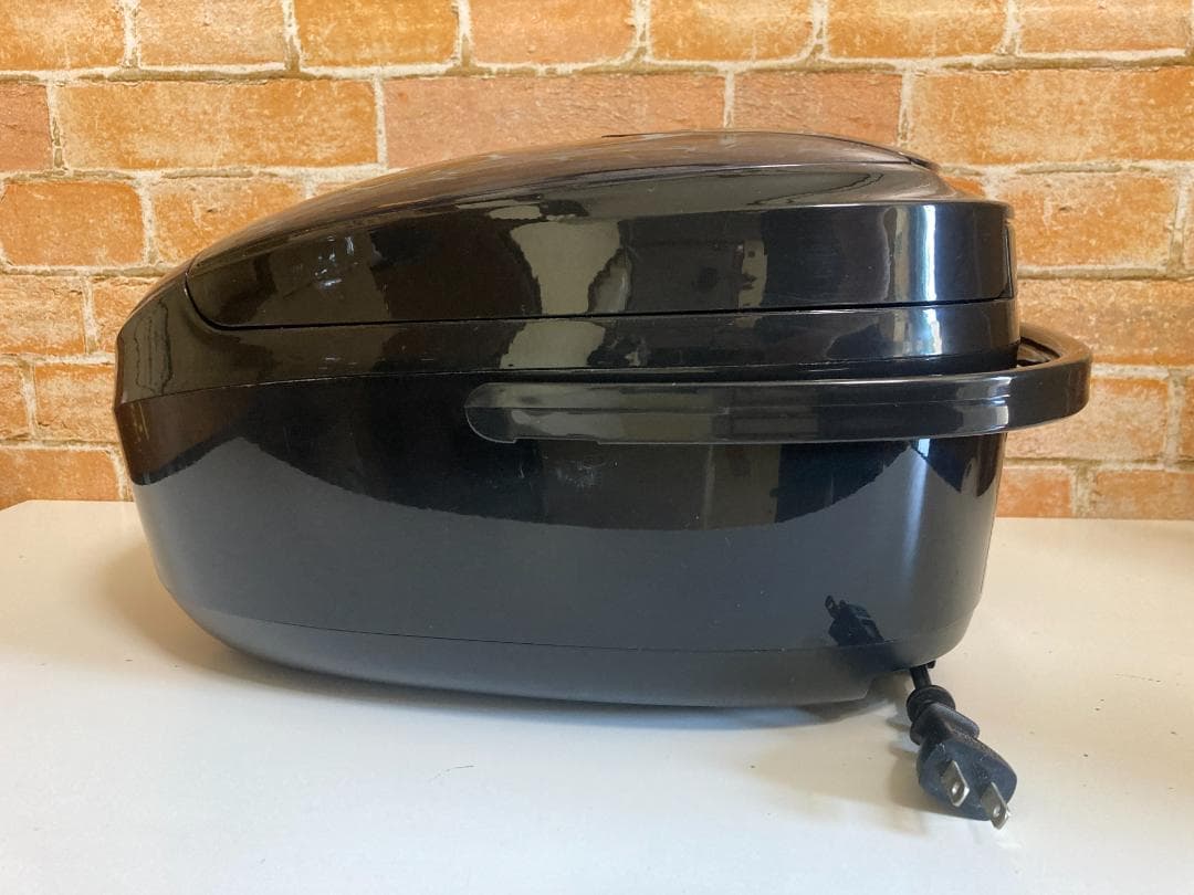 ★美品★22年製TIGERJPK-10E9 KG 圧力IH ジャー炊飯器5.5合
