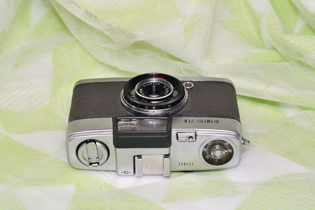 《動作品》OLYMPUS PENケース付き