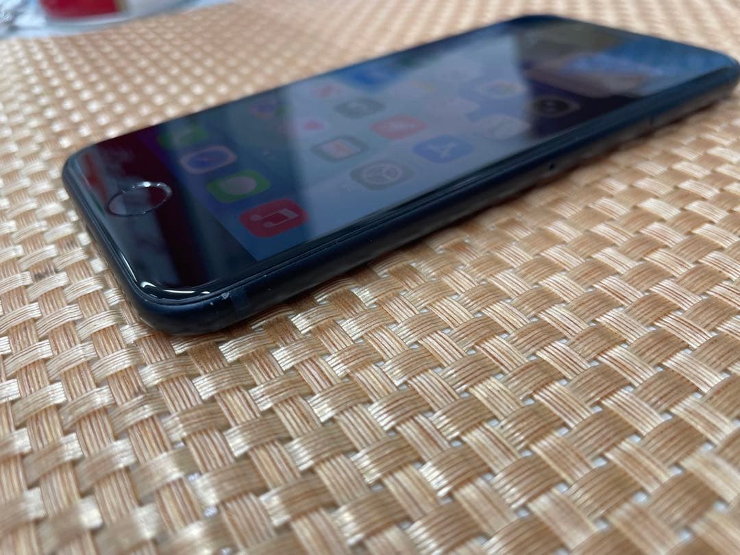 iPhone SE 第3世代 128GBミッドナイトSIMフリー【0139】