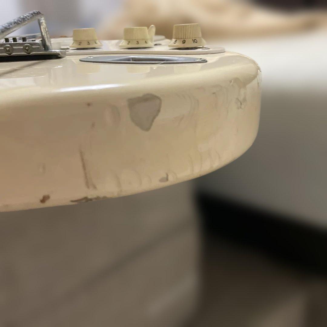 ネックリー様　Fender Japan Stratocaster ホワイト