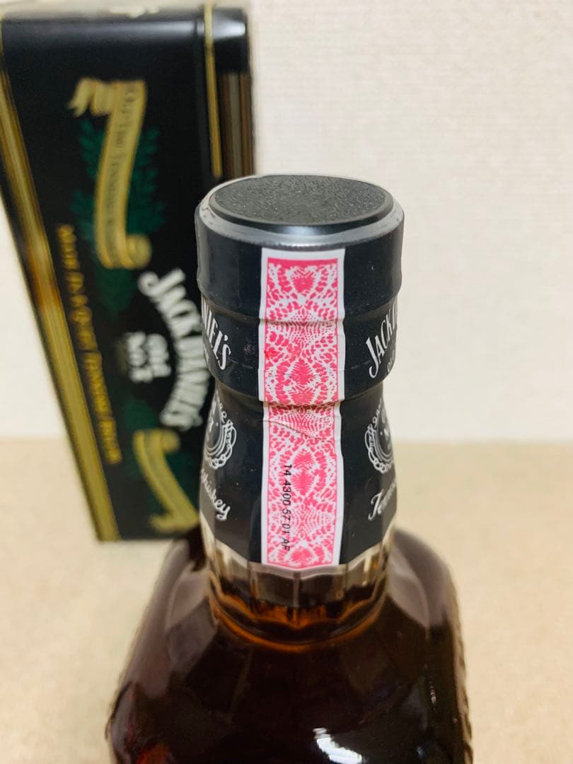 Jack Daniel's Old No. 7 ウイスキー 750ml缶入り