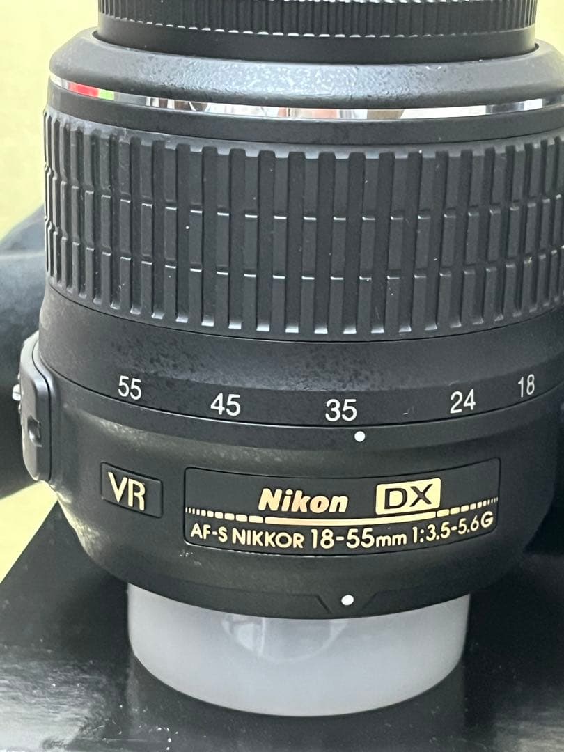 美品 Nikon D3000 デジタル一眼レフカメラKIT