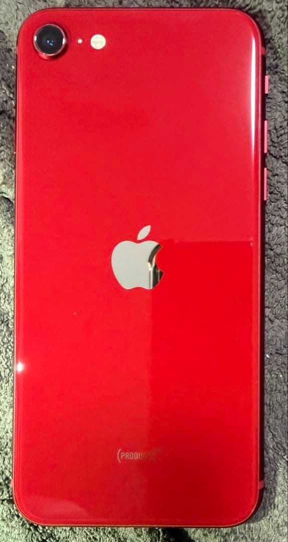 iPhoneSE3 64gb レッド　SIMフリー　バッテリー最大容量84%