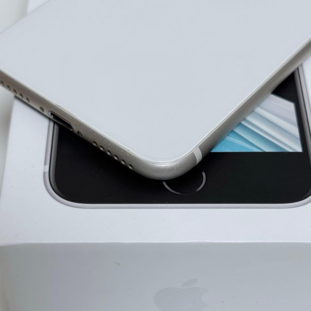 Apple iPhone SE(第3世代) 256GB SIMフリー