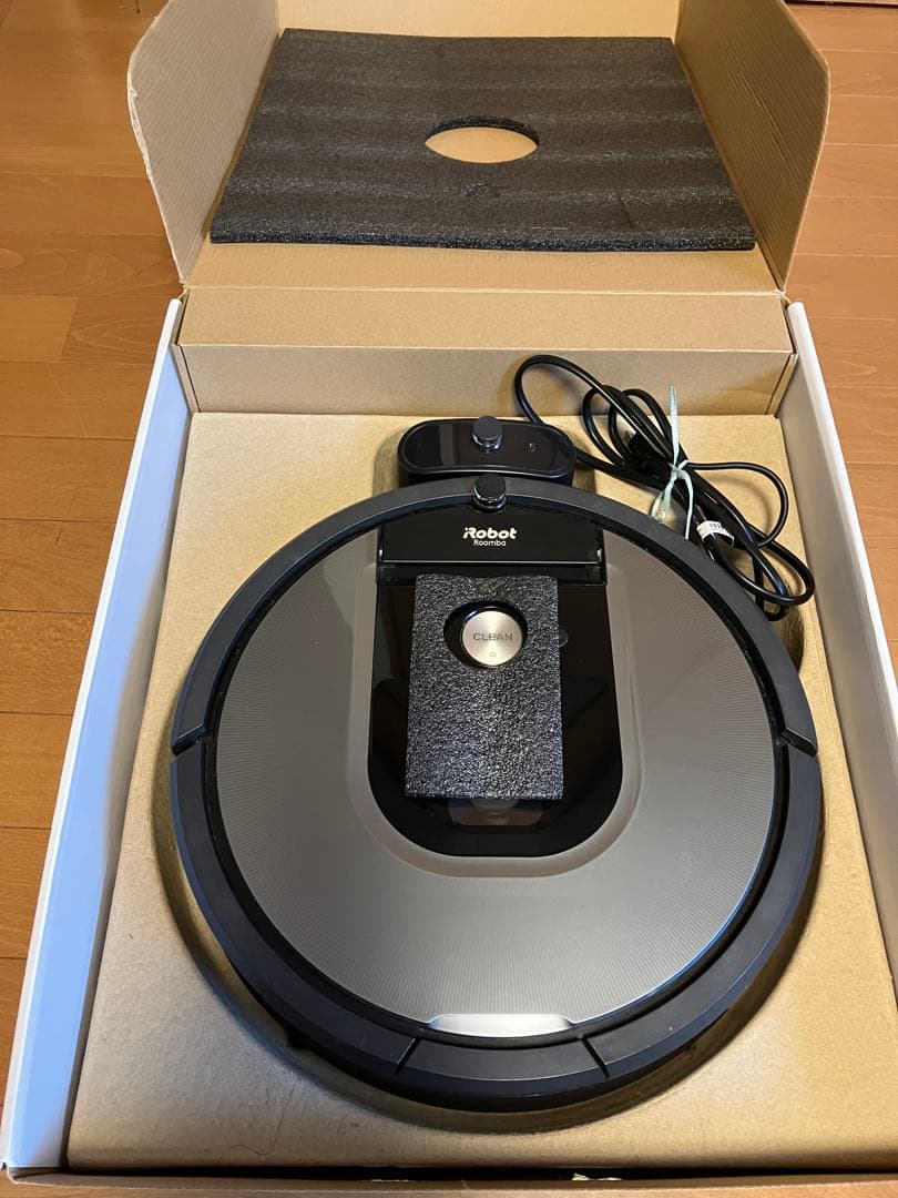 【箱あり、新品フィルター/ブラシ付き】iRobot Roomba 960